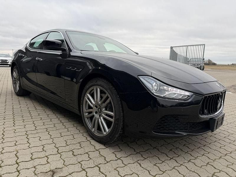 Gebraucht Maserati Ghibli 330 PS (242 kW) 2015 Schwarz Limousine