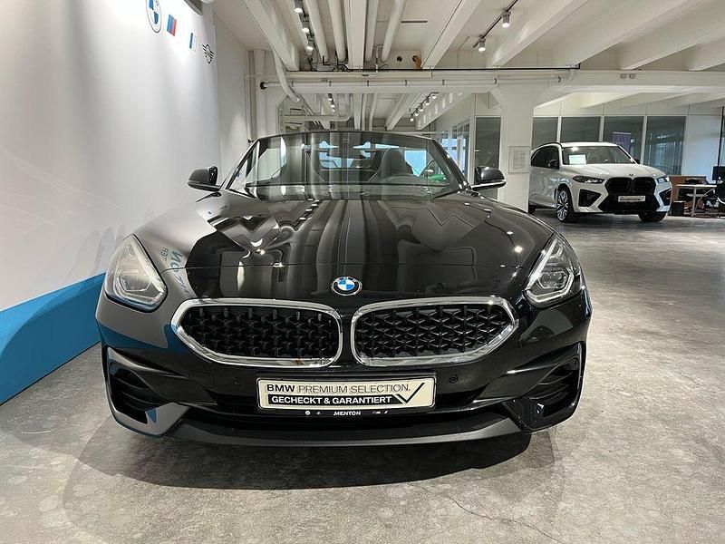 Gebraucht BMW Z4 Advantage 258 PS (189 kW) 2022 Schwarz Cabrio