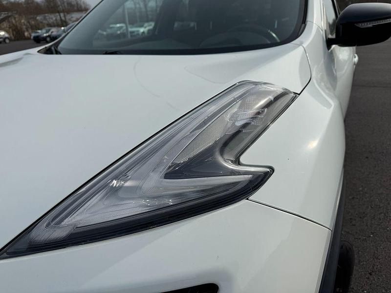 Gebraucht Nissan Juke Acenta 117 PS (86 kW) 2015 Weiß SUV