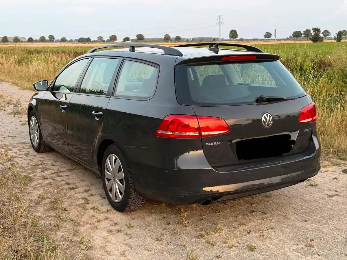Gebraucht VW Passat 105 PS (77 kW) 2013 Grau Kombi