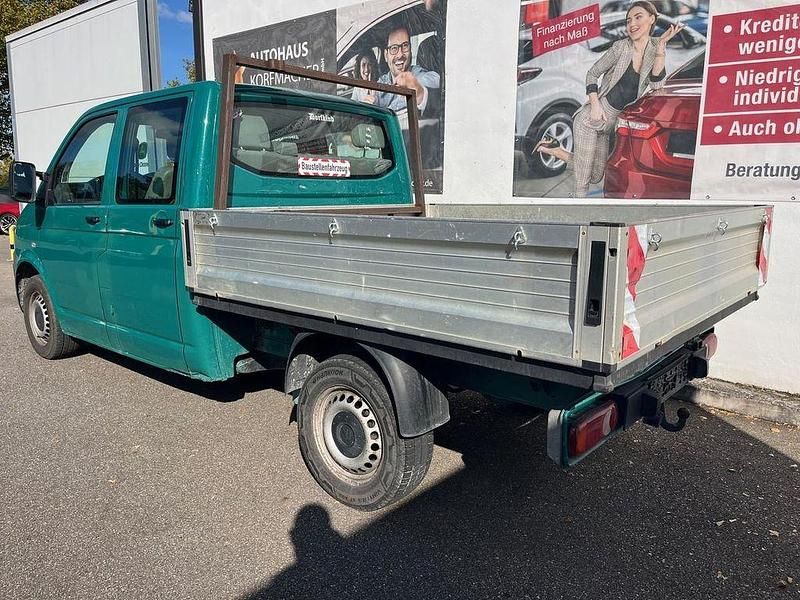 Gebraucht VW Transporter 116 PS (85 kW) 2010 Grün Van