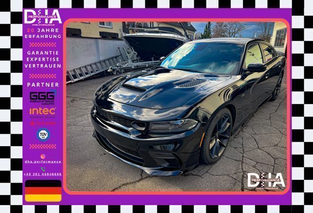 Pitch black (pitch black) Gebraucht 2022 Dodge Charger Limousine | 42.987 € (Teuer) - Bild 1/4