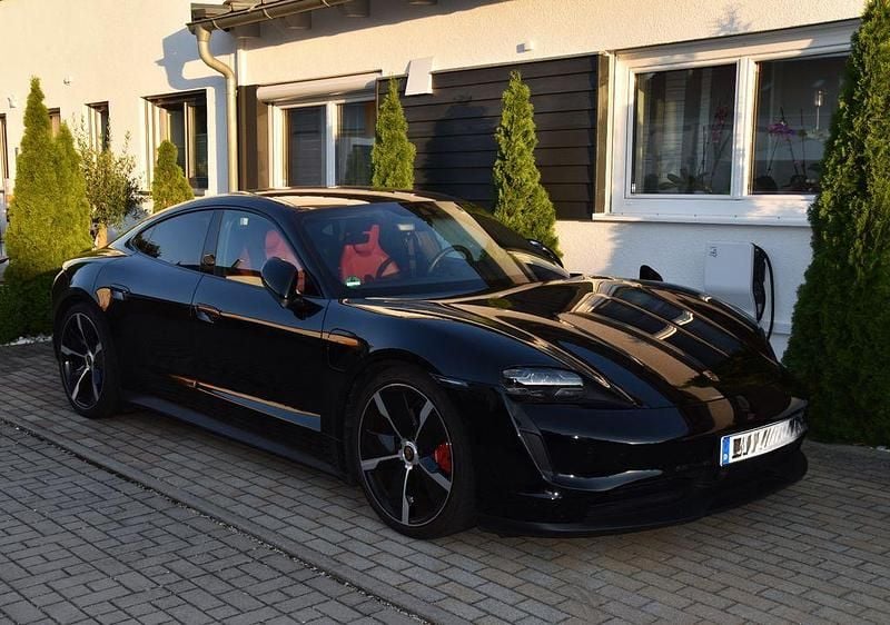 Gebraucht Porsche Taycan 4S Performance Package 419 kW (571 PS) 2021 Schwarz Limousine