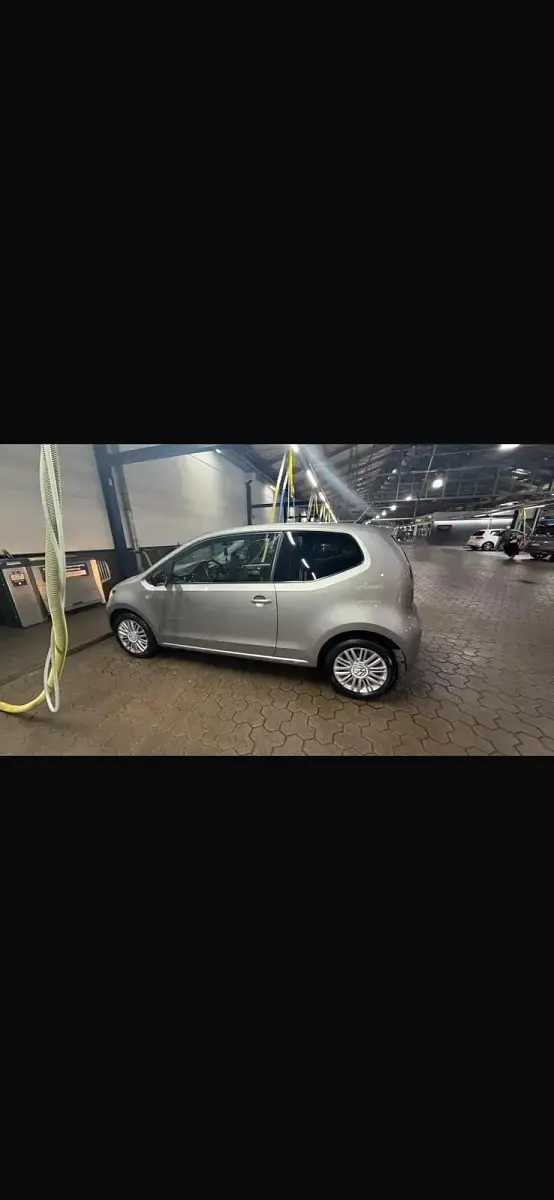 Usata VW up! 75 CV (55 kW) 2014 Grigio Utilitaria