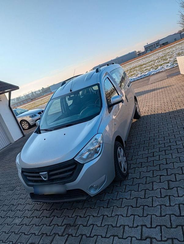Gebraucht Dacia Dokker 90 PS (66 kW) 2016 Silber Van / Kleinbus