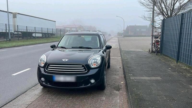 Schwarz Gebraucht 2011 Mini Cooper D Countryman SUV | 7.900 € - Bild 1/4