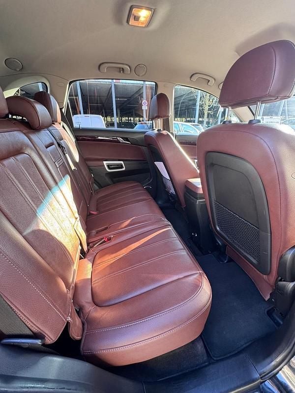 Usado Opel Antara 184 HP (135 kW) 2012 Preto SUV