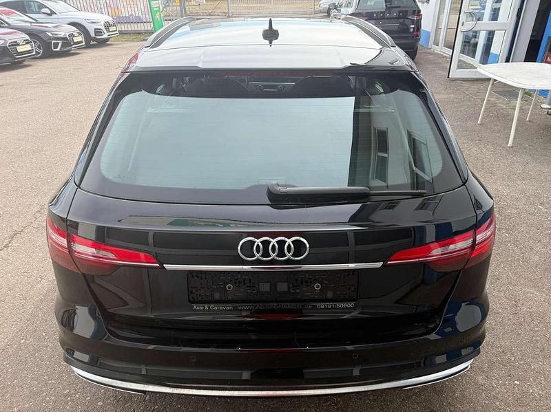 Używany Audi A4 Advanced 204 KM (150 kW) 2020 Czarny Kombi