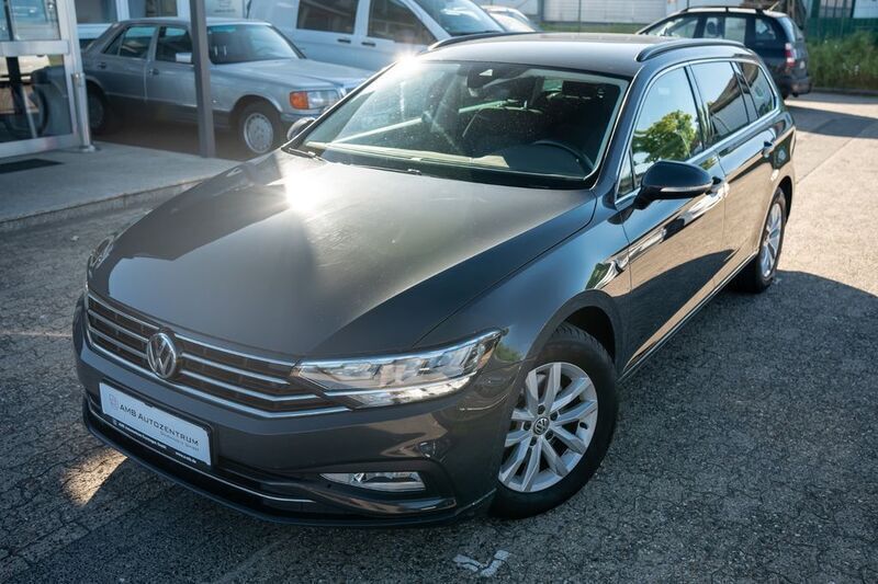Grau Gebraucht 2019 VW Passat Business Kombi | 14.999 € (Fairer Preis) - Bild 1/4