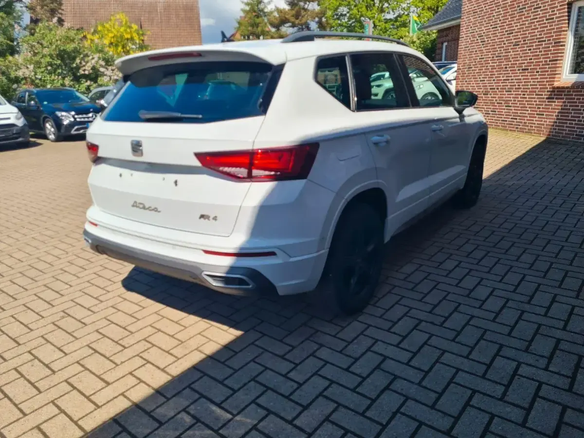 Gebraucht Seat Ateca 4Drive 150 PS (110 kW) 2022 Weiß SUV
