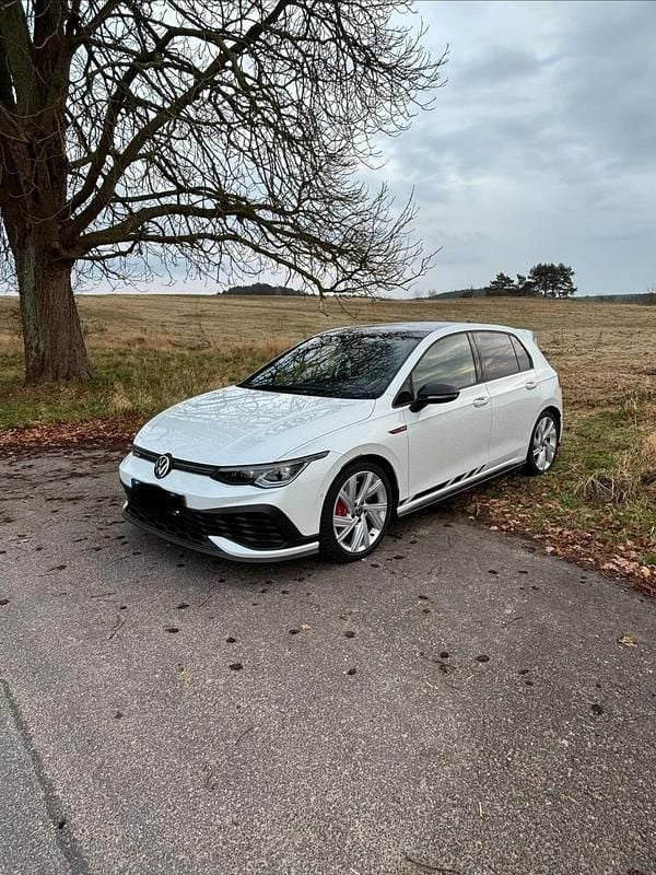 Gebraucht VW Golf VIII 300 PS (220 kW) 2021 Weiß Limousine