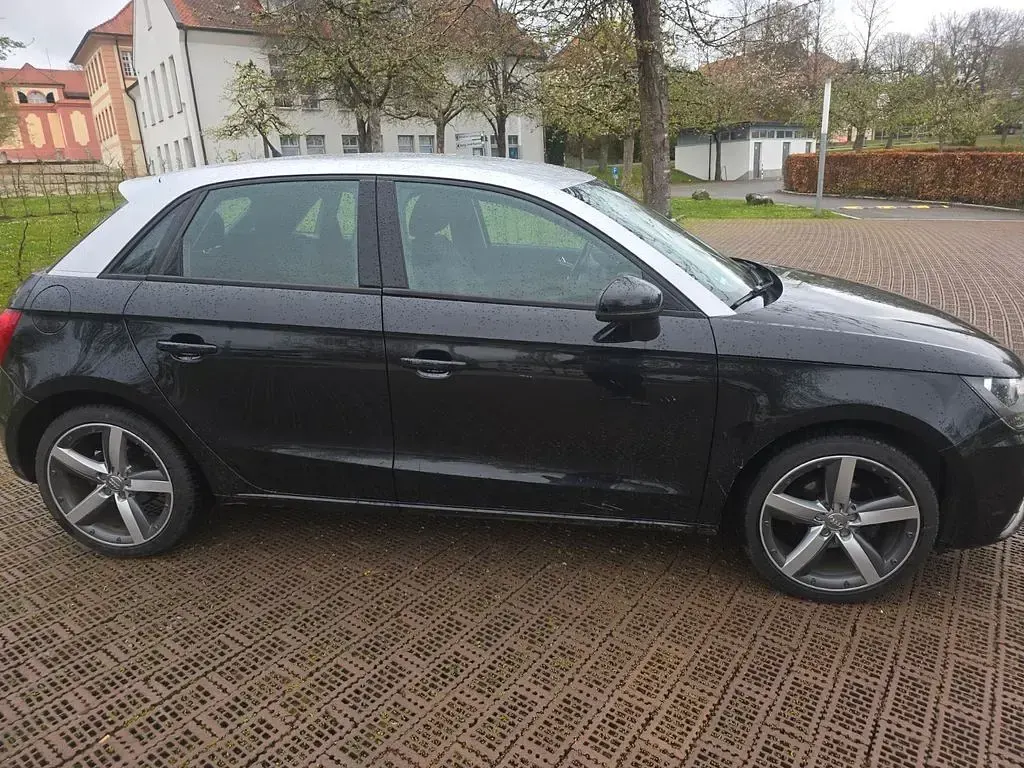 Gebraucht Audi A1 Sport 86 PS (63 kW) 2012 Schwarz Kleinwagen