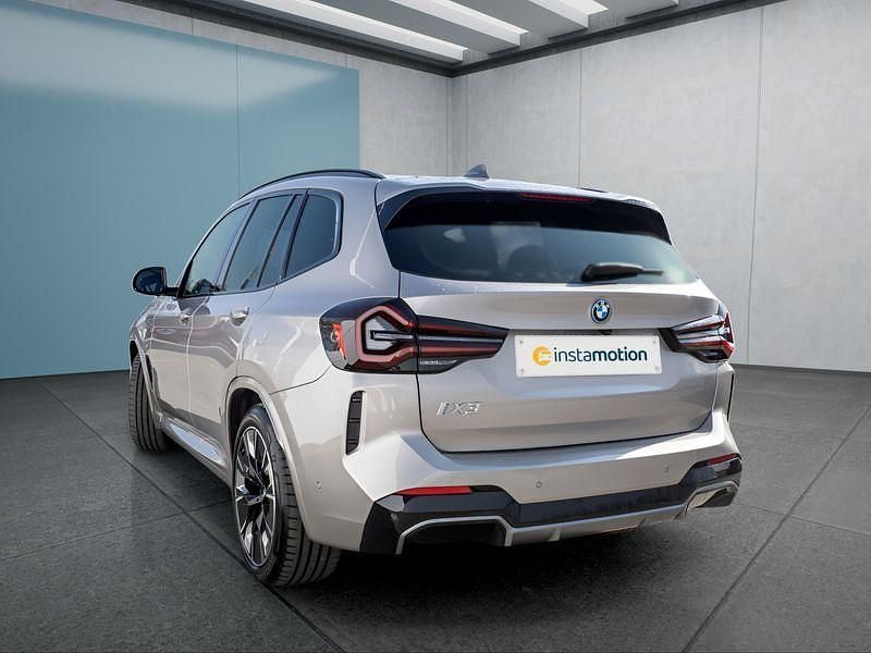 Gebraucht BMW iX3 210 kW (286 PS) 2023 Silber SUV