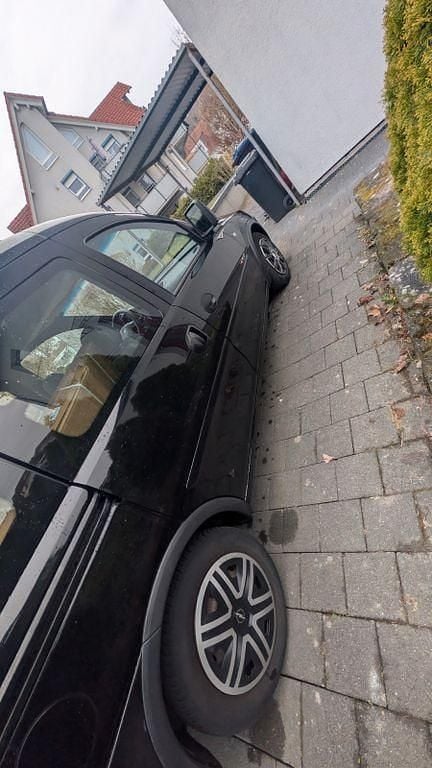 Gebraucht Opel Combo 90 PS (66 kW) 2004 Schwarz Van / Kleinbus