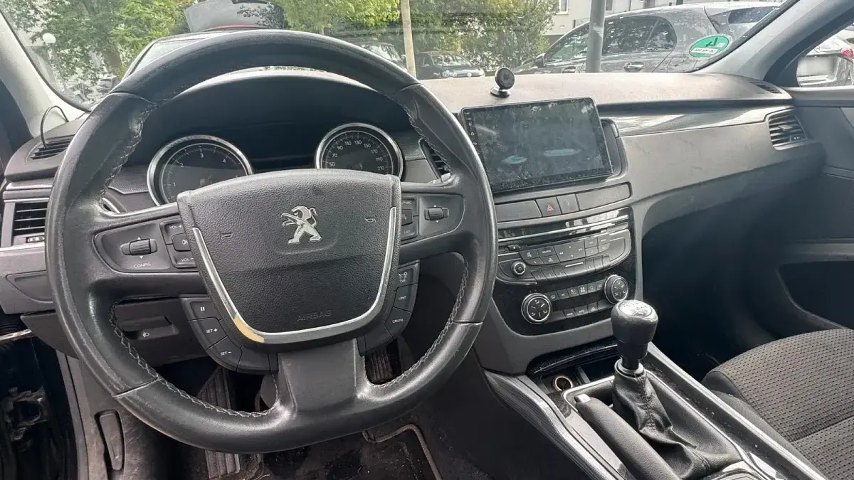 Gebraucht Peugeot 508 140 PS (102 kW) 2011 Schwarz Kombi
