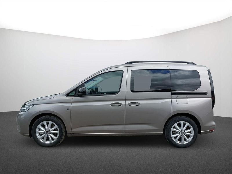 Gebraucht VW Caddy Life 102 PS (75 kW) 2023 Mojave beige metallic Van / Kleinbus