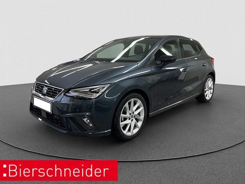 Grau Gebraucht 2023 Seat Ibiza Black Edition Limousine | 21.950 € (Fairer Preis) - Bild 1/3