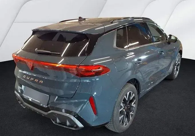 Second-hand Cupra Terramar 150 CP (110 kW) 2025 Albastru SUV