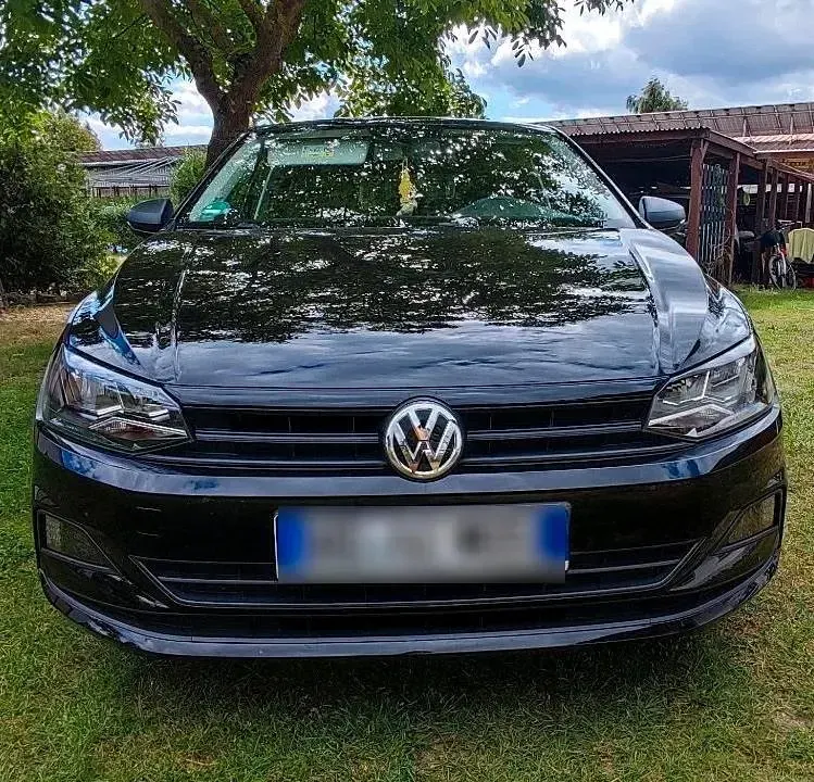 Gebraucht VW Polo 65 PS (47 kW) 2019 Schwarz Kleinwagen