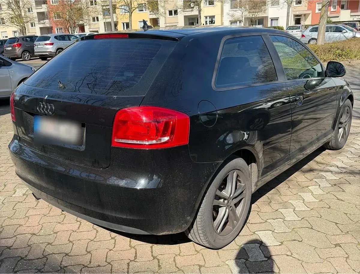Używany Audi A3 140 KM (102 kW) 2010 Czarny Hatchback