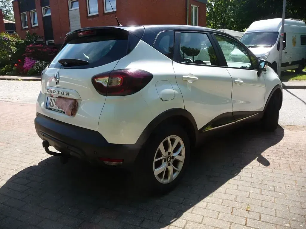 Używany Renault Captur LIMITED 90 KM (66 kW) 2019 Biały SUV