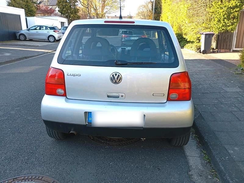 Gebraucht VW Lupo 60 PS (44 kW) 2002 Silber Kleinwagen