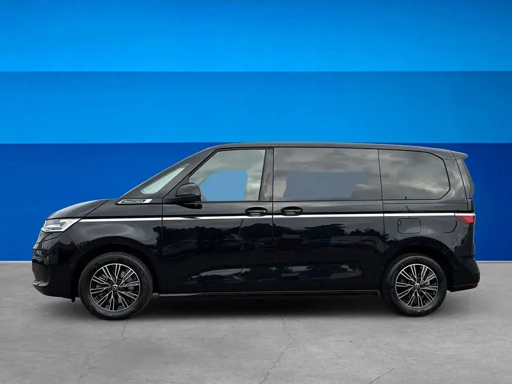 Używany VW T7 Style 150 KM (110 kW) 2025 Czarny Van