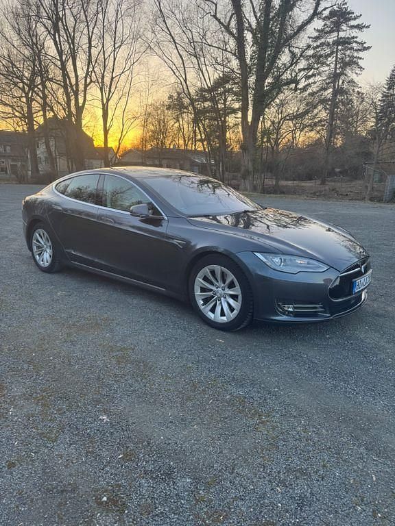Gebraucht Tesla Model S 309 kW (421 PS) 2015 Grau Kleinwagen
