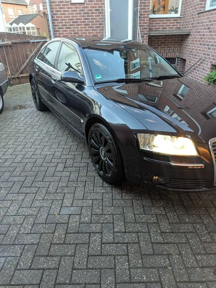 Gebraucht Audi A8 260 PS (191 kW) 2005 Schwarz Limousine