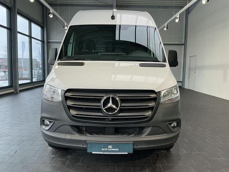 Gebraucht Mercedes Sprinter 170 PS (125 kW) 2024 Weiß (arktikweiss) Van