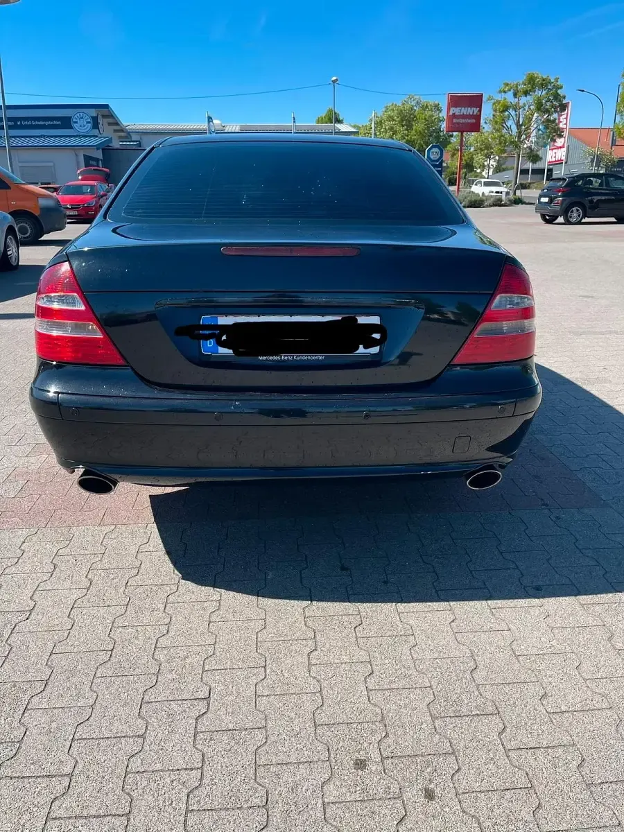 Gebraucht Mercedes E200 184 PS (135 kW) 2006 Schwarz Limousine