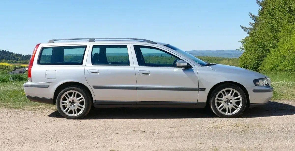 Gebraucht Volvo V70 209 PS (153 kW) 2003 Silber Kombi