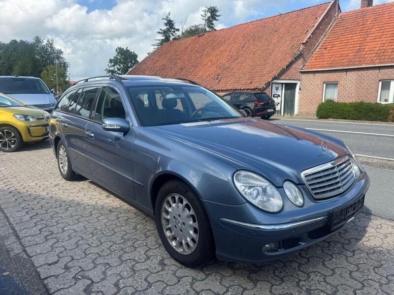 Gebraucht Mercedes E270 Elegance 177 PS (130 kW) 2004 Blau Kombi