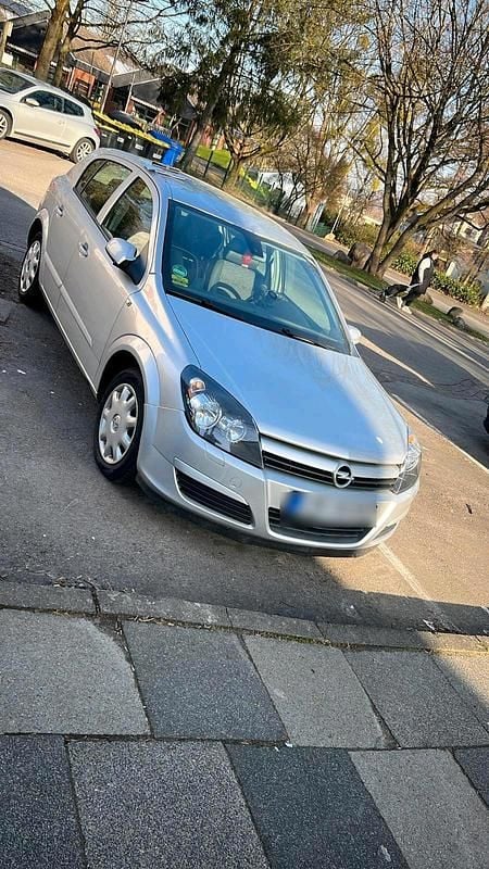 Gebraucht Opel Astra 125 PS (91 kW) 2005 Silber Limousine