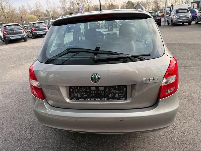 Gebraucht Skoda Fabia 105 PS (77 kW) 2013 Beige Kombi