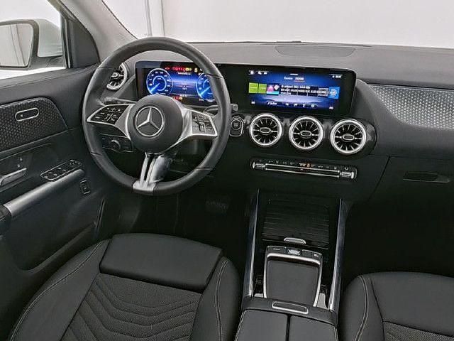 Gebraucht Mercedes EQA250 Progressive 139 kW (190 PS) 2024 Weiß SUV