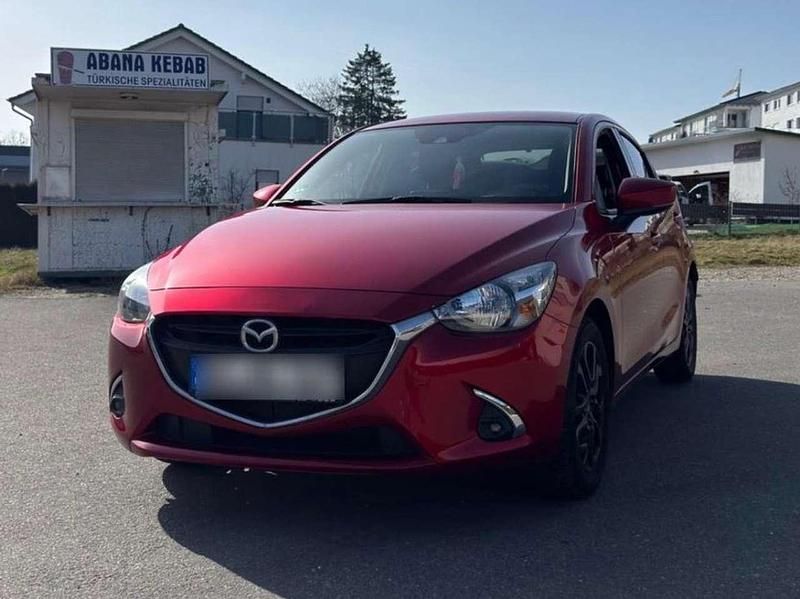 Gebraucht Mazda 2 Exclusive-Line 90 PS (66 kW) 2019 Rot Limousine