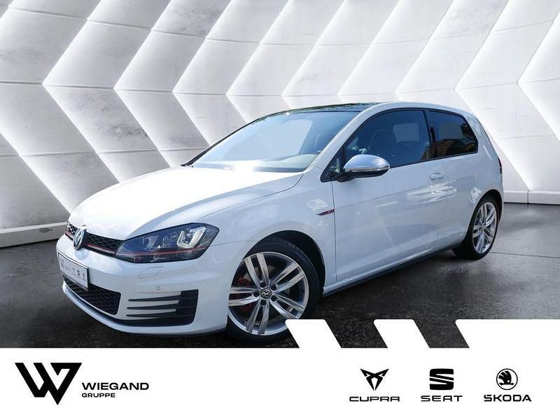 Weiß Gebraucht 2015 VW Golf VII GTI Limousine | 16.334 € (Fairer Preis) - Bild 1/4