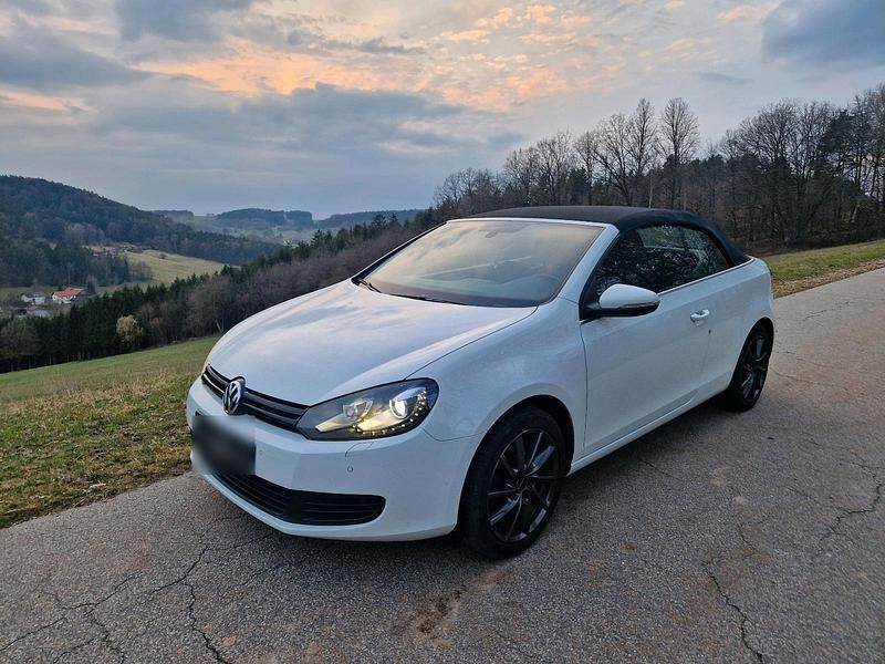Gebraucht VW Golf Cabriolet 122 PS (89 kW) 2012 Weiß Cabrio