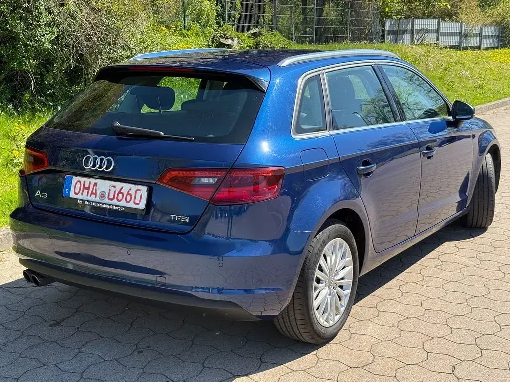 Second-hand Audi A3 Ambiente 122 CP (89 kW) 2013 Albastru Berlinǎ