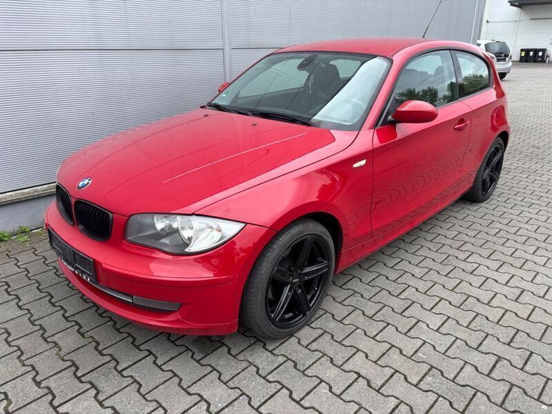 Gebraucht BMW 116 122 PS (89 kW) 2008 Rot Kleinwagen