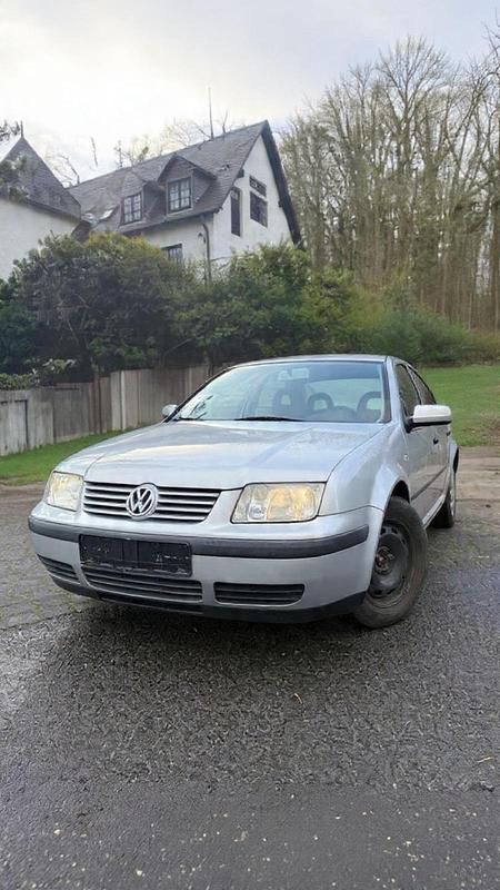 Gebraucht VW Bora Comfortline 105 PS (77 kW) 2000 Silber Limousine