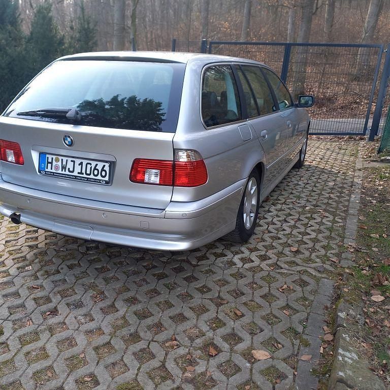 Gebraucht BMW 525 192 PS (141 kW) 2000 Silber Kombi