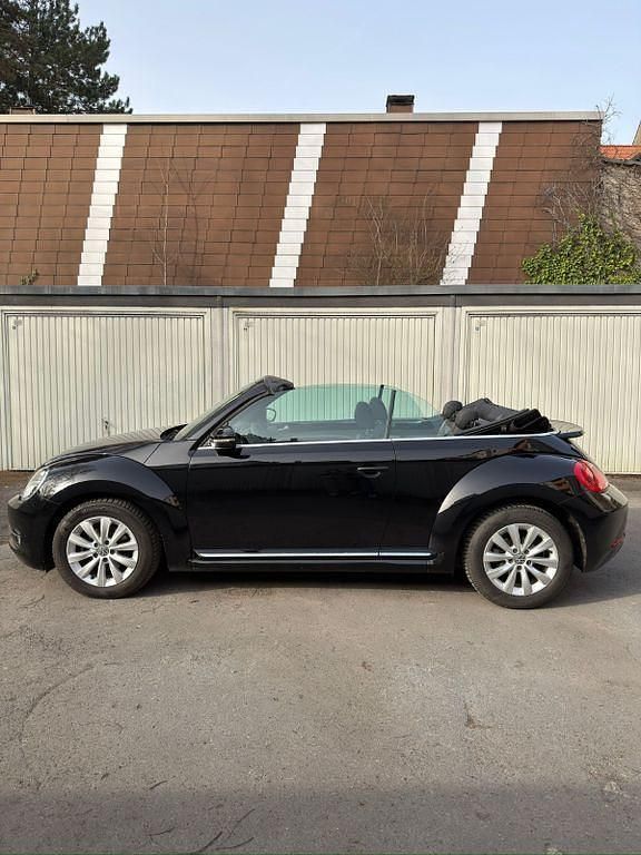Gebraucht VW Beetle 105 PS (77 kW) 2015 Schwarz Kleinwagen