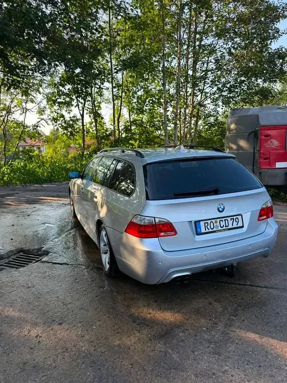 Gebraucht BMW 530 Performance 231 PS (169 kW) 2006 Silber Kombi