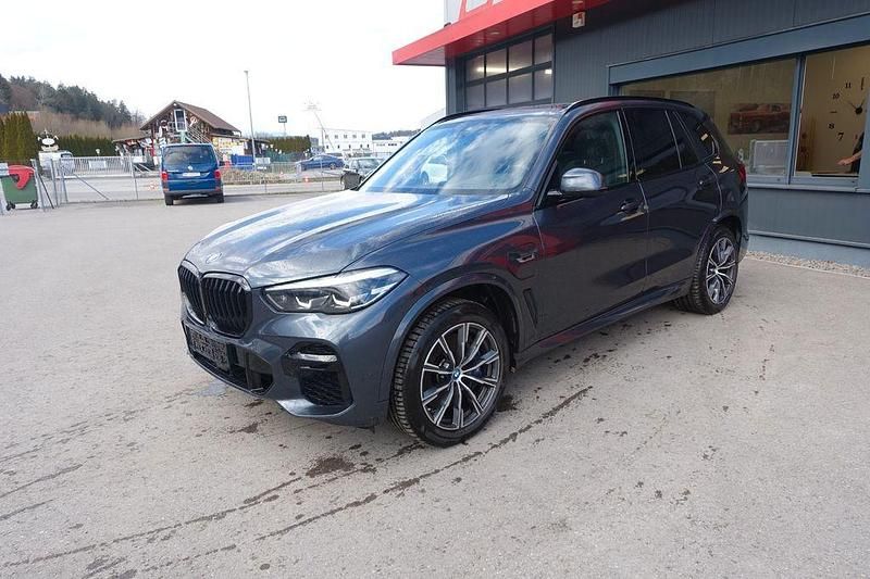 Gebraucht BMW X5 M Sport 286 PS (210 kW) 2022 Grau SUV