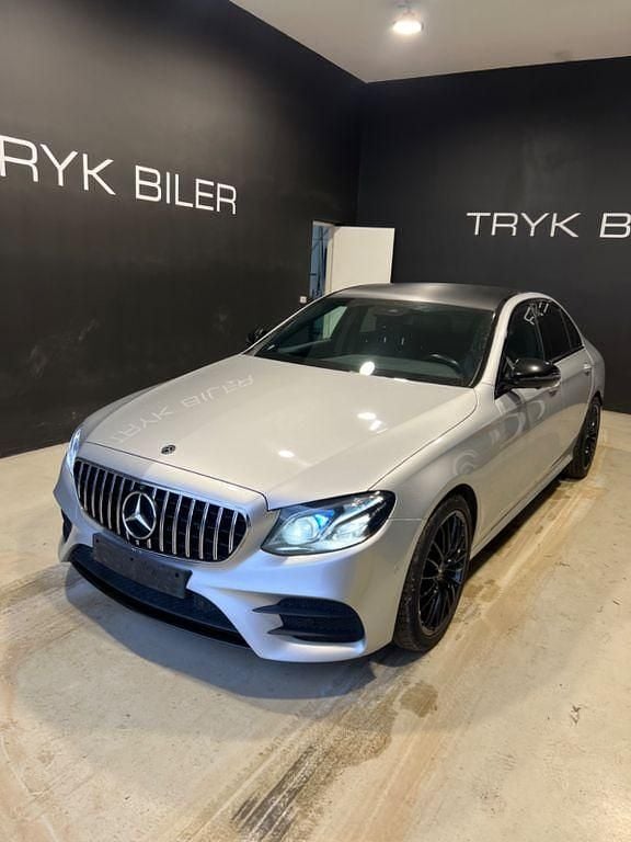 Silber Gebraucht 2017 Mercedes E350 AMG Limousine | 20.500 € (Superpreis) - Bild 1/4