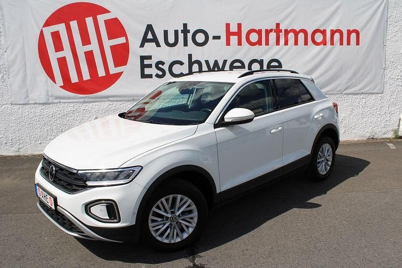 Weiß Gebraucht 2022 VW T-Roc Life SUV | 24.840 € (Fairer Preis) - Bild 1/4
