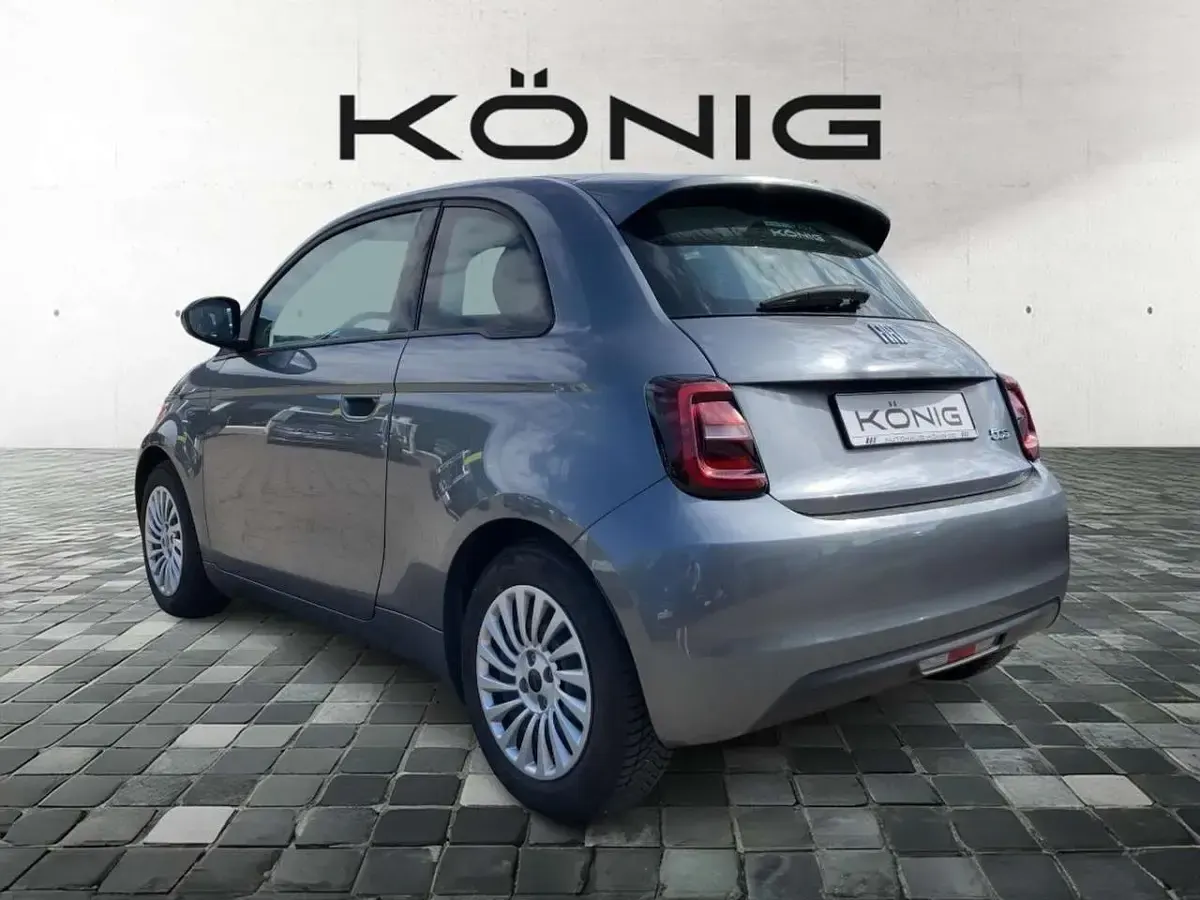 Gebraucht Fiat 500e 86 kW (118 PS) 2023 Mineral grau metallic (grau) Kleinwagen