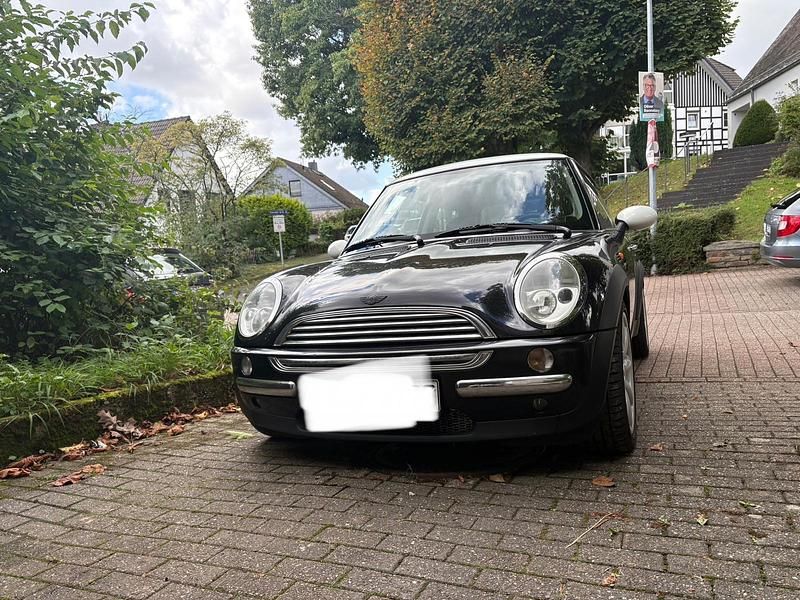 Schwarz Gebraucht 2003 Mini Cooper Coupé Coupé | 1.600 € (Fairer Preis) - Bild 1/4
